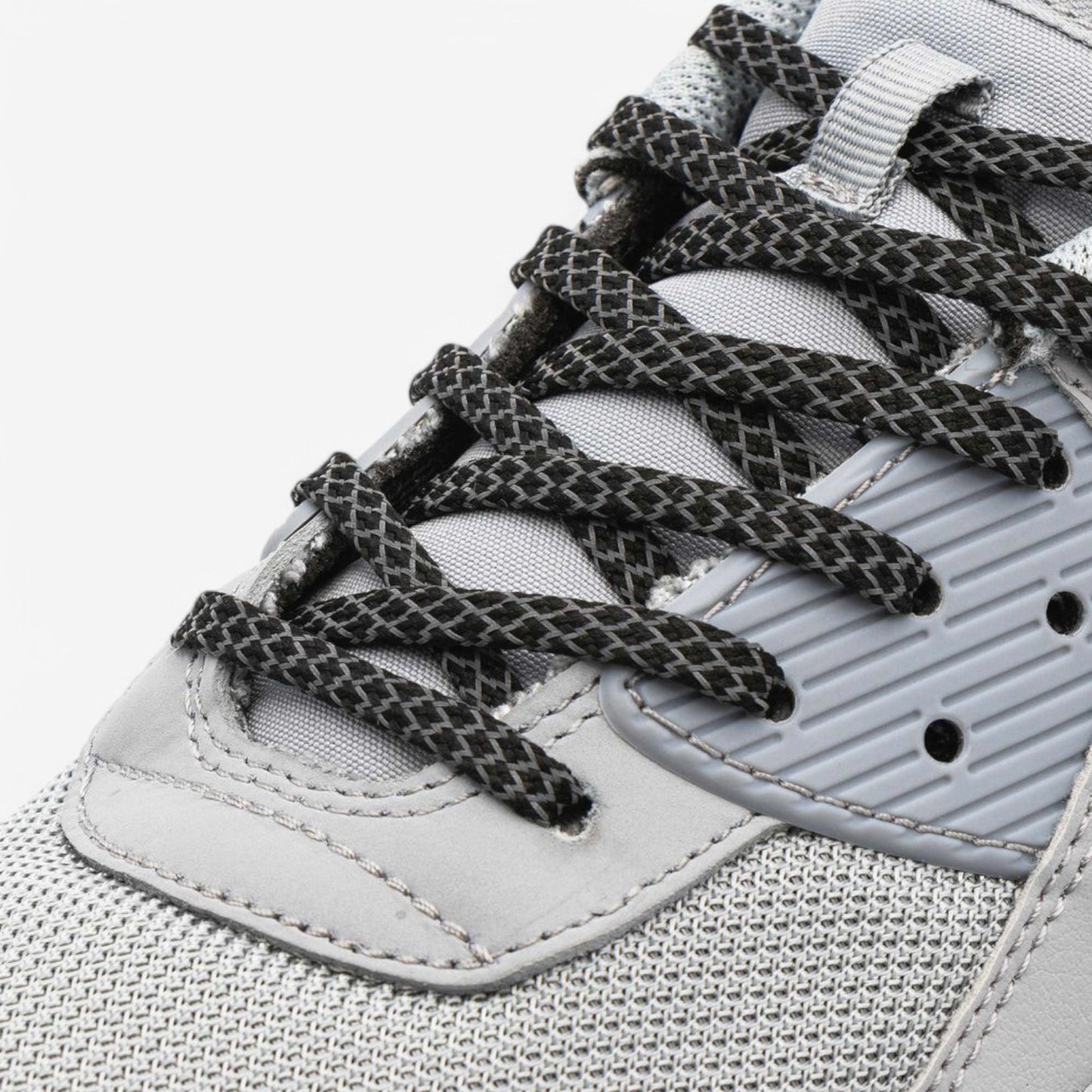 Black Reflective Rope Lace