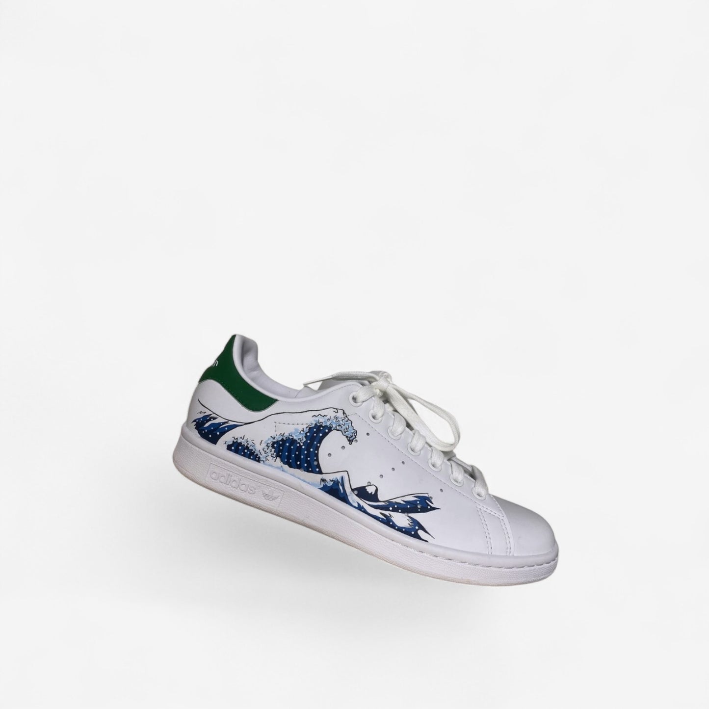 Hokusai Waves (Adidas Stan Smith)